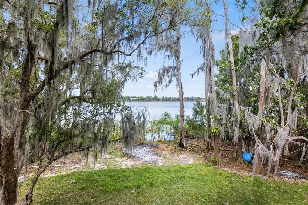 For Sale: $1,400,000 (3 beds, 3 baths, 2431 Square Feet)