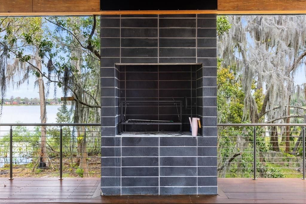 For Sale: $1,400,000 (3 beds, 3 baths, 2431 Square Feet)