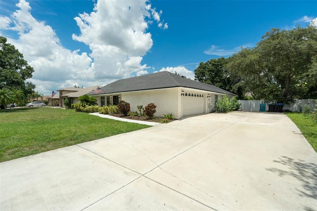 For Rent: $8,000 (4 beds, 3 baths, 2675 Square Feet)