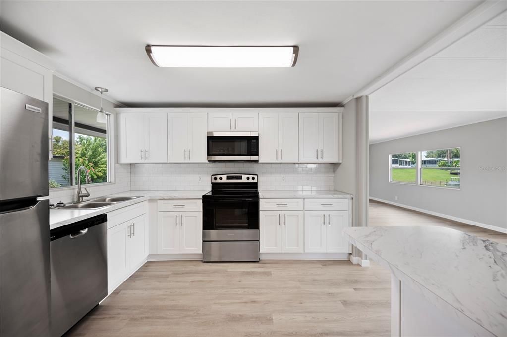 待售: $219,950 (2 贝兹, 2 浴室, 1440 平方英尺)