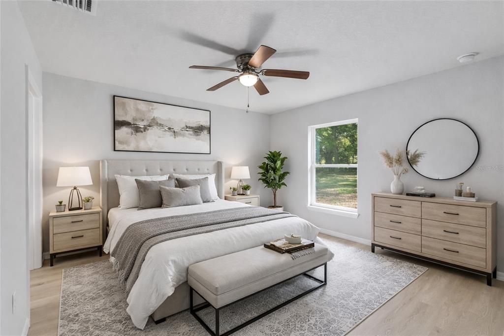 For Sale: $199,000 (2 beds, 2 baths, 967 Square Feet)