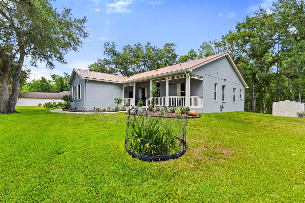For Sale: $600,000 (3 beds, 2 baths, 2218 Square Feet)