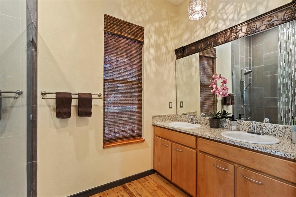 For Sale: $600,000 (3 beds, 2 baths, 2218 Square Feet)