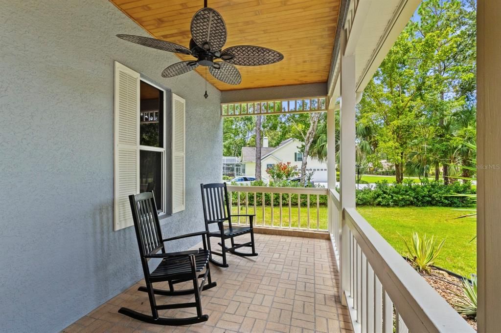 For Sale: $600,000 (3 beds, 2 baths, 2218 Square Feet)