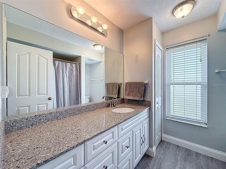 待售: $739,000 (3 贝兹, 2 浴室, 2210 平方英尺)