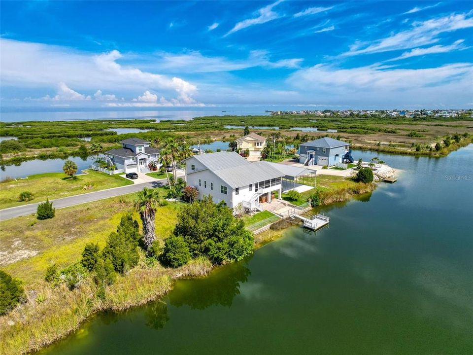 待售: $739,000 (3 贝兹, 2 浴室, 2210 平方英尺)