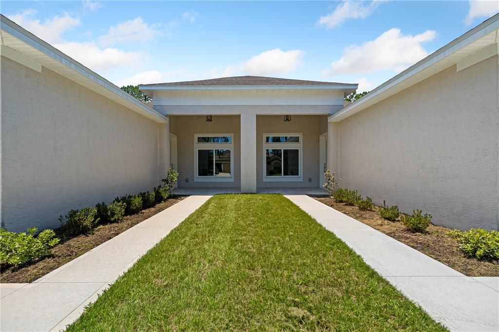 For Sale: $699,500 (6 beds, 0 baths, 3076 Square Feet)