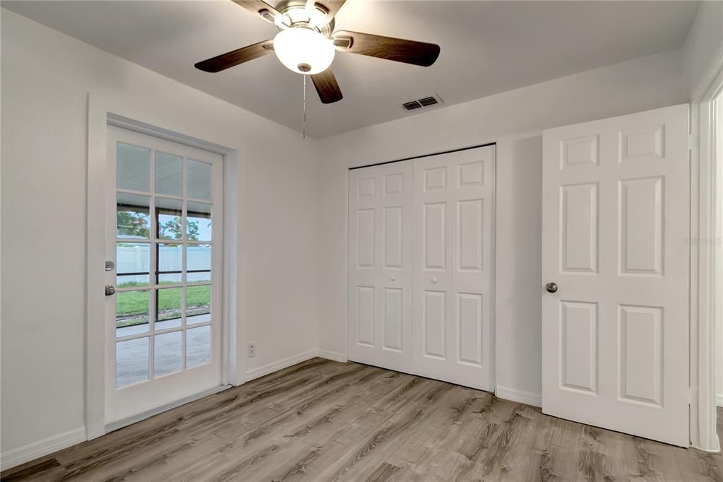 Activo con contrato: $259,900 (3 camas, 1 baños, 1168 Pies cuadrados)