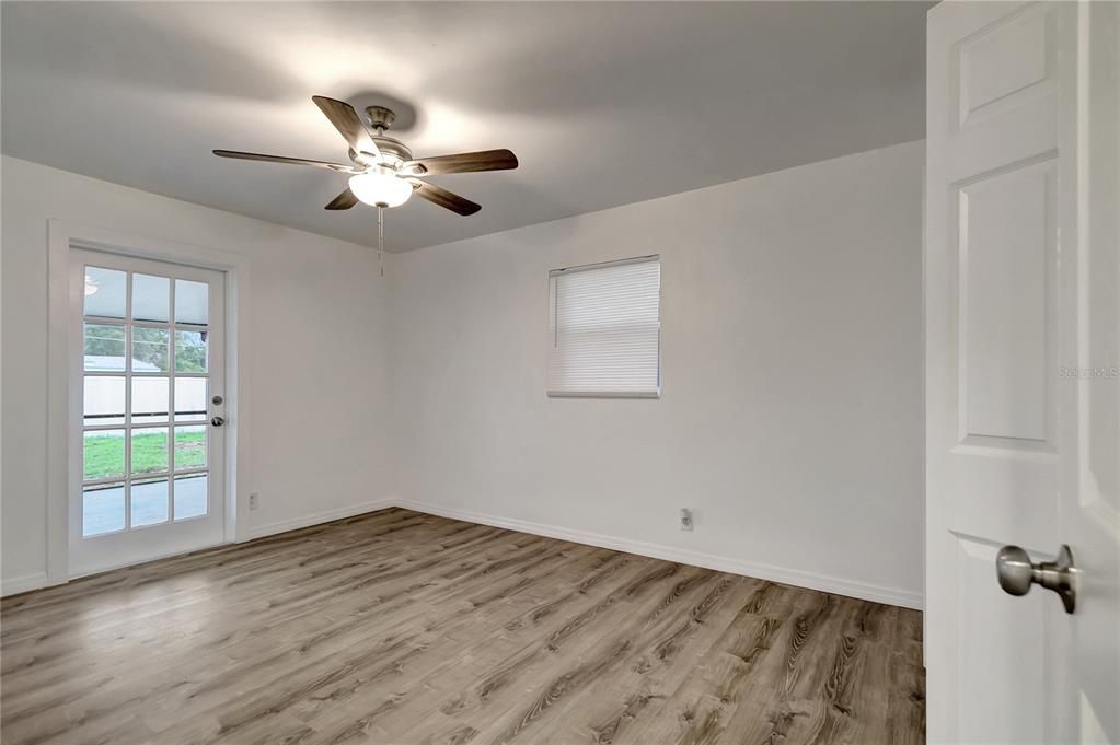 Activo con contrato: $259,900 (3 camas, 1 baños, 1168 Pies cuadrados)