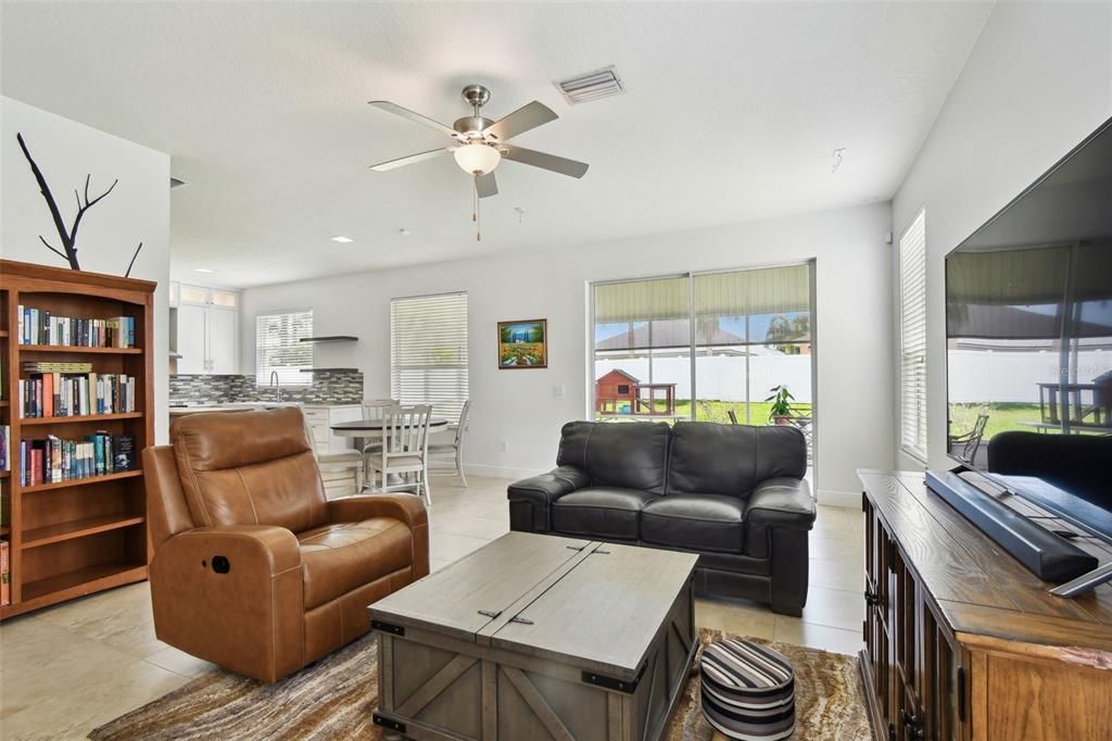 For Sale: $544,000 (4 beds, 2 baths, 2355 Square Feet)