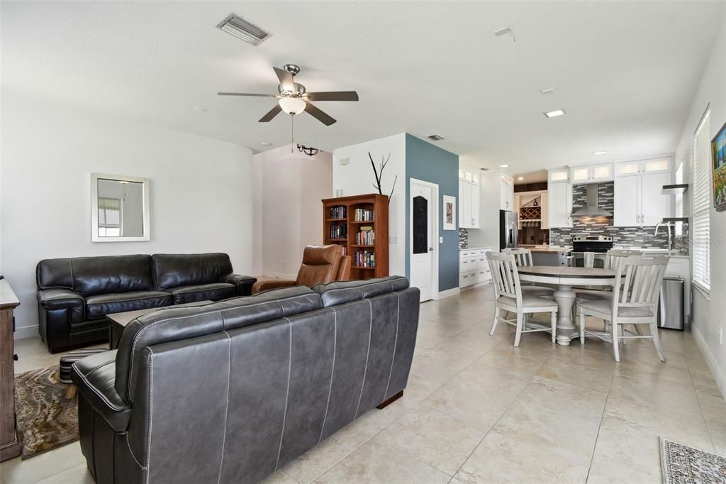 For Sale: $544,000 (4 beds, 2 baths, 2355 Square Feet)