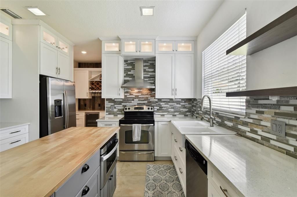 For Sale: $544,000 (4 beds, 2 baths, 2355 Square Feet)