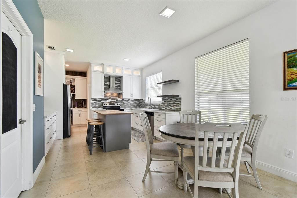 For Sale: $544,000 (4 beds, 2 baths, 2355 Square Feet)