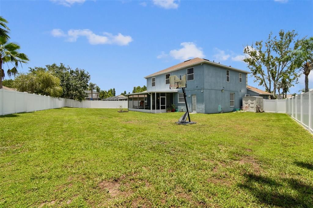 For Sale: $544,000 (4 beds, 2 baths, 2355 Square Feet)