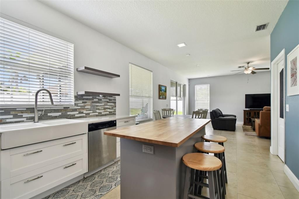 For Sale: $544,000 (4 beds, 2 baths, 2355 Square Feet)