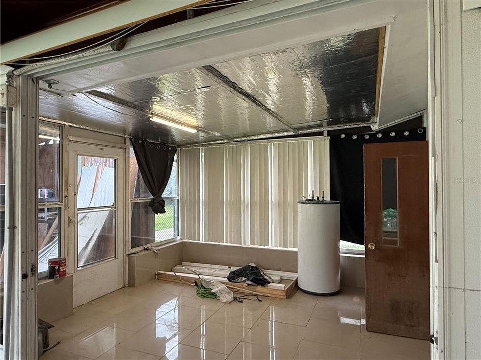 Active With Contract: $260,000 (2 beds, 2 baths, 1320 Square Feet)