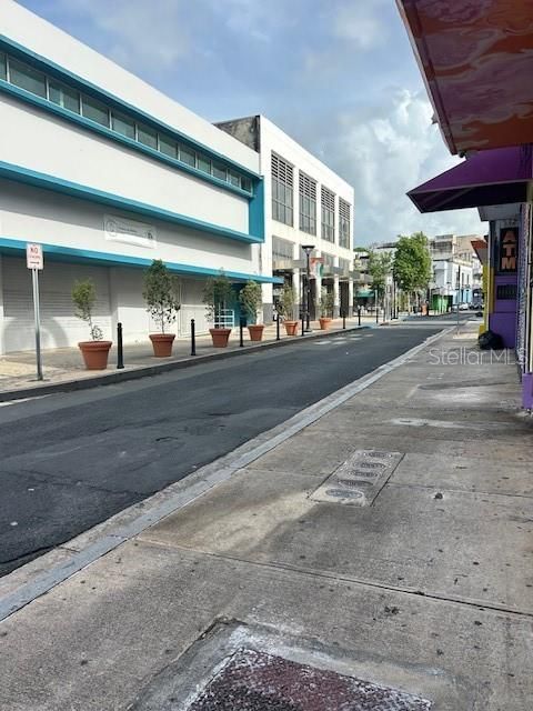 En Renta: $1,100 (3 camas, 2 baños, 1000 Pies cuadrados)