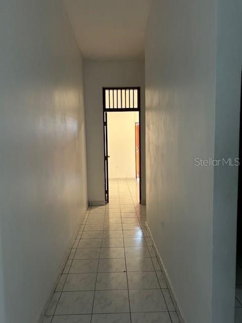 En Renta: $1,100 (3 camas, 2 baños, 1000 Pies cuadrados)