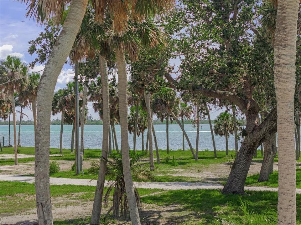 For Sale: $3,450,000 (2.35 acres)