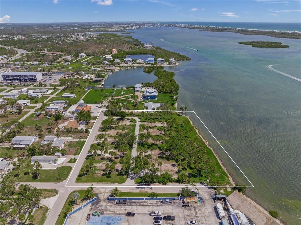 For Sale: $3,450,000 (2.35 acres)