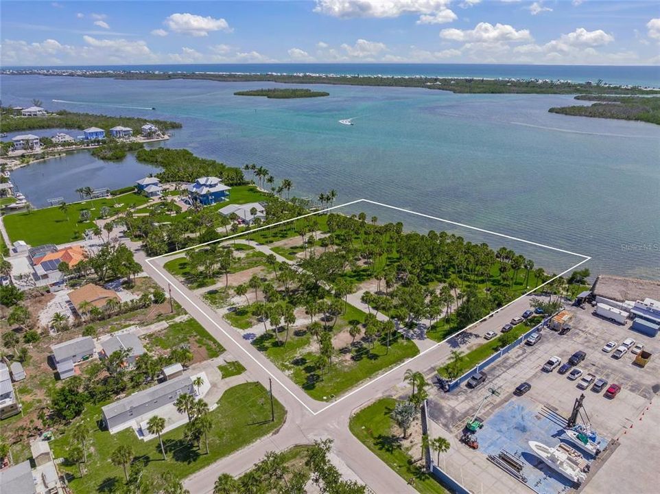 For Sale: $3,450,000 (2.35 acres)