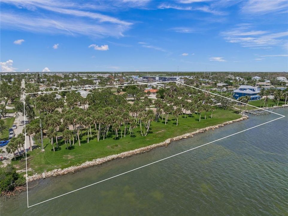 For Sale: $3,450,000 (2.35 acres)