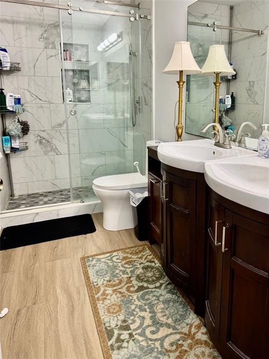 待售: $435,000 (4 贝兹, 2 浴室, 2476 平方英尺)