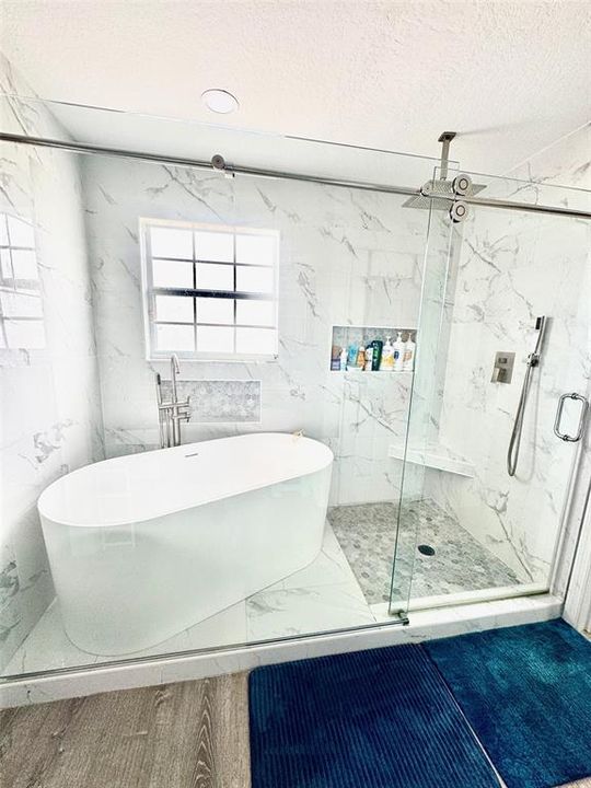 待售: $435,000 (4 贝兹, 2 浴室, 2476 平方英尺)