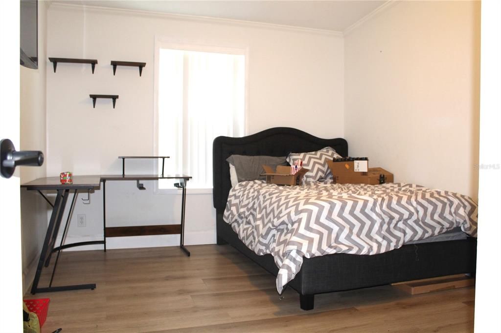 待售: $435,000 (4 贝兹, 2 浴室, 2476 平方英尺)