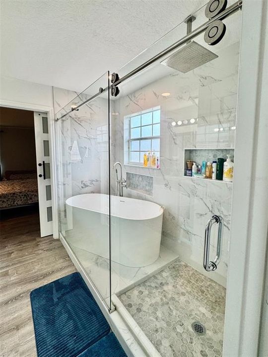 待售: $435,000 (4 贝兹, 2 浴室, 2476 平方英尺)