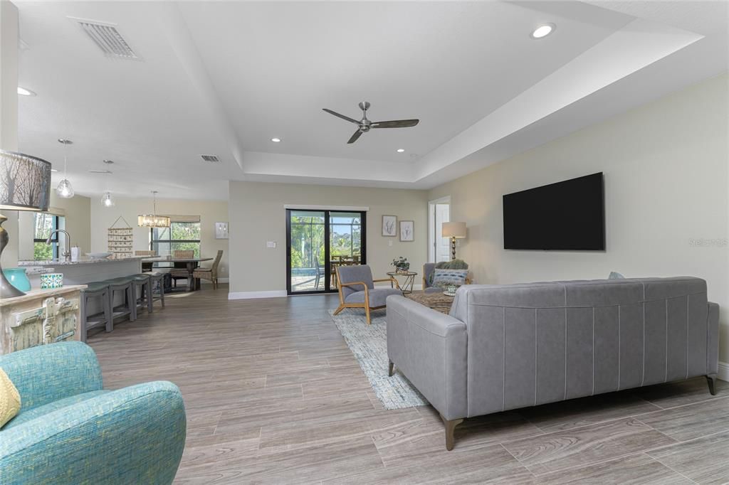 En Venta: $499,900 (3 camas, 2 baños, 1770 Pies cuadrados)