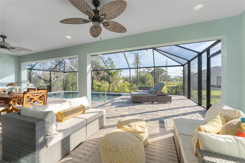 En Venta: $499,900 (3 camas, 2 baños, 1770 Pies cuadrados)
