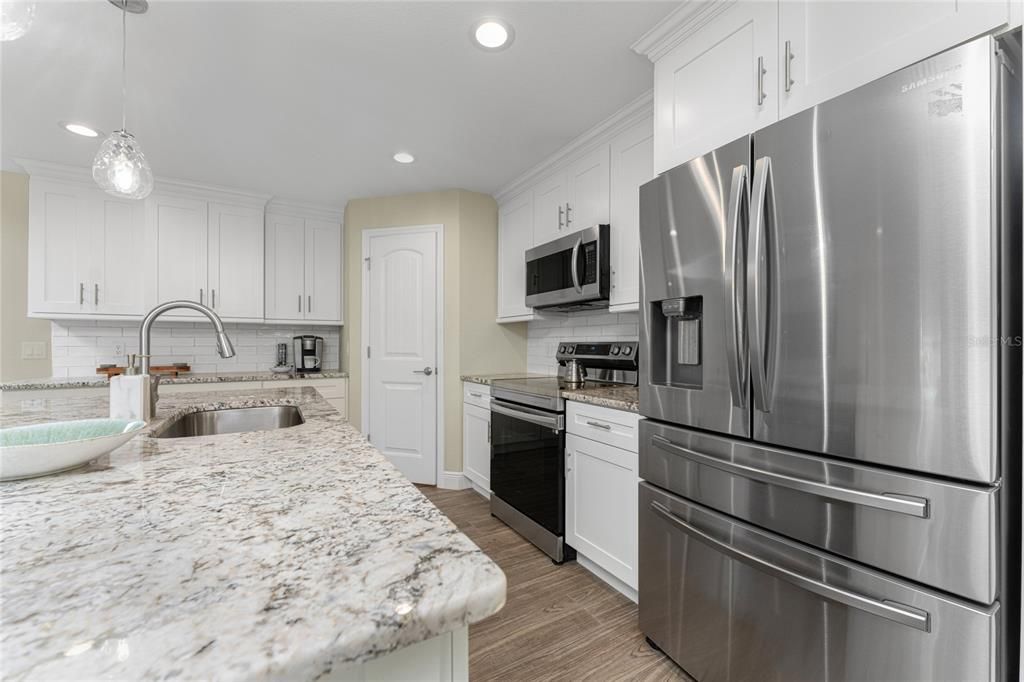 En Venta: $499,900 (3 camas, 2 baños, 1770 Pies cuadrados)