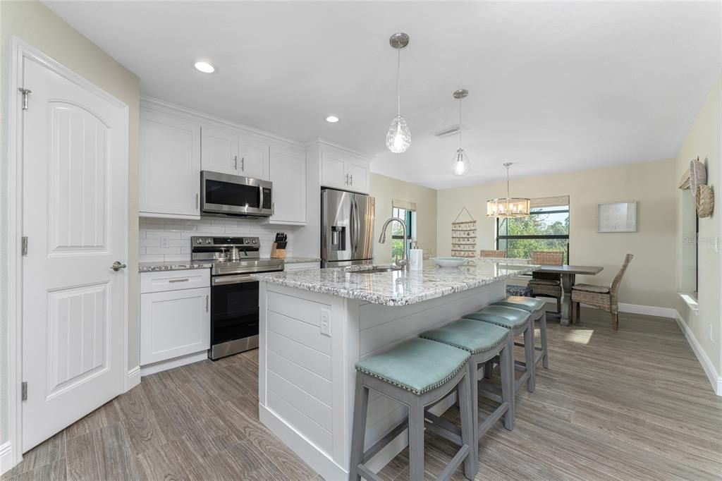 En Venta: $499,900 (3 camas, 2 baños, 1770 Pies cuadrados)