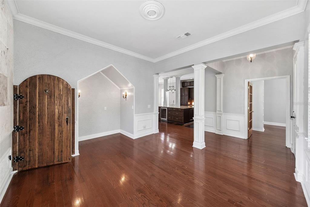 En Venta: $1,090,000 (5 camas, 4 baños, 3418 Pies cuadrados)