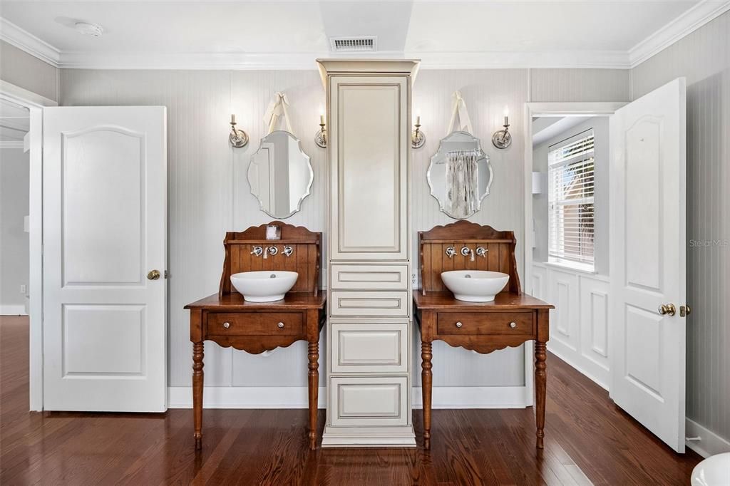 En Venta: $1,090,000 (5 camas, 4 baños, 3418 Pies cuadrados)