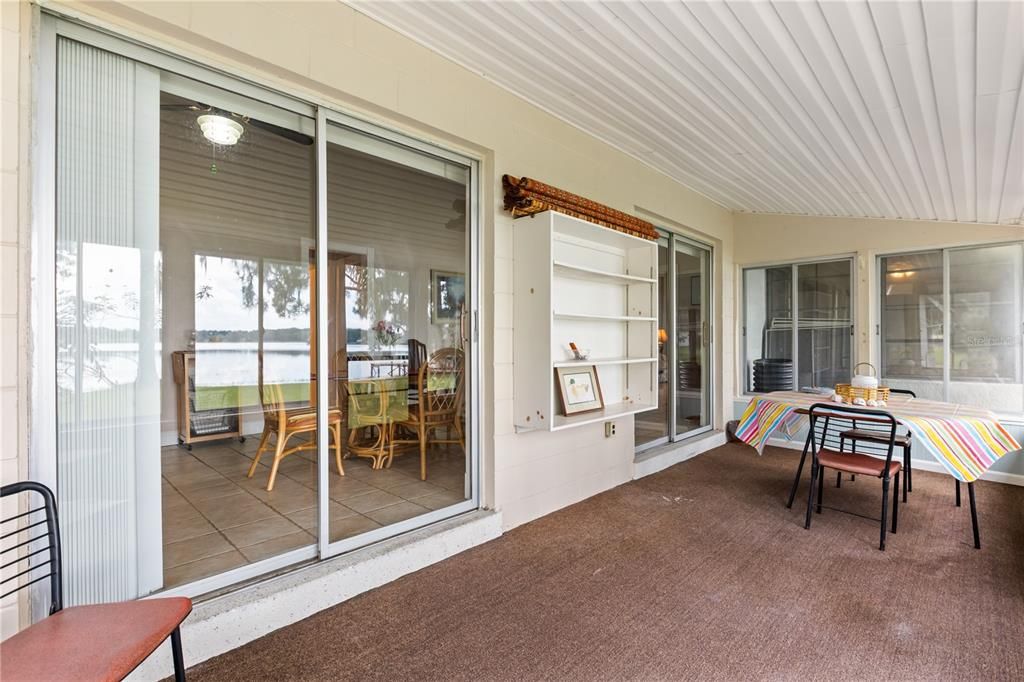 合同活跃: $389,900 (2 贝兹, 2 浴室, 1254 平方英尺)