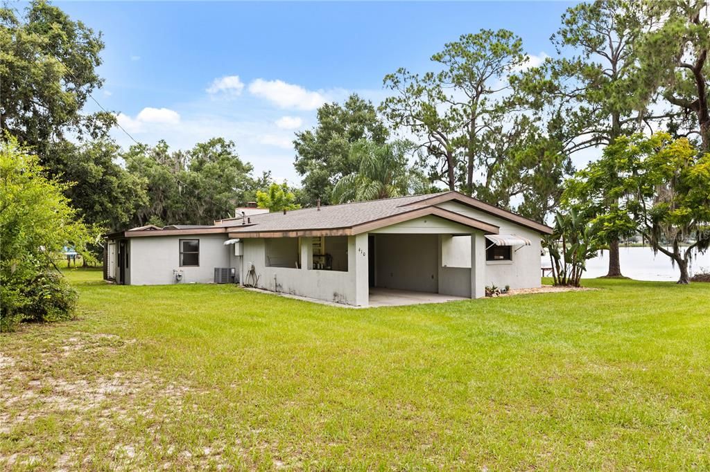 合同活跃: $389,900 (2 贝兹, 2 浴室, 1254 平方英尺)