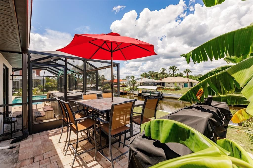 For Sale: $740,000 (3 beds, 2 baths, 2089 Square Feet)