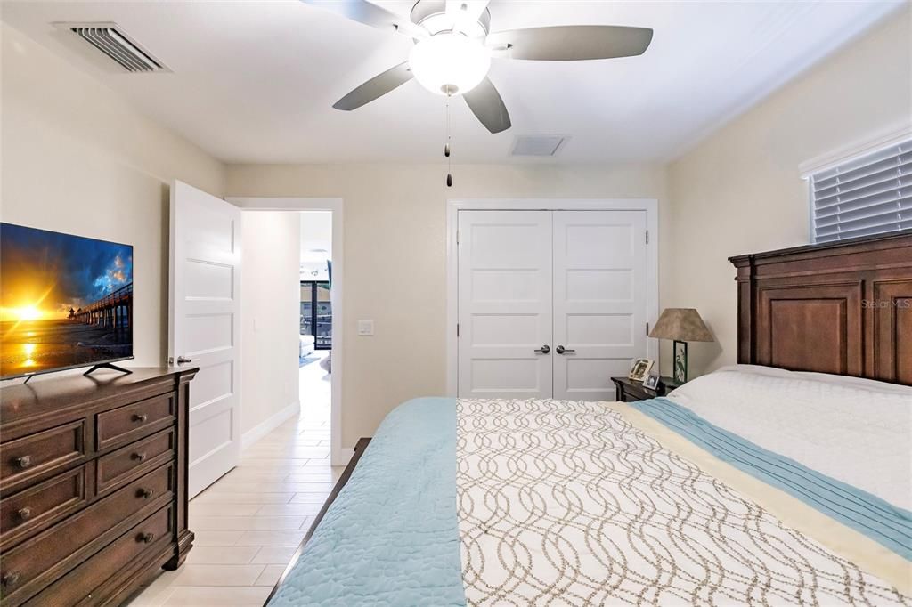 For Sale: $740,000 (3 beds, 2 baths, 2089 Square Feet)