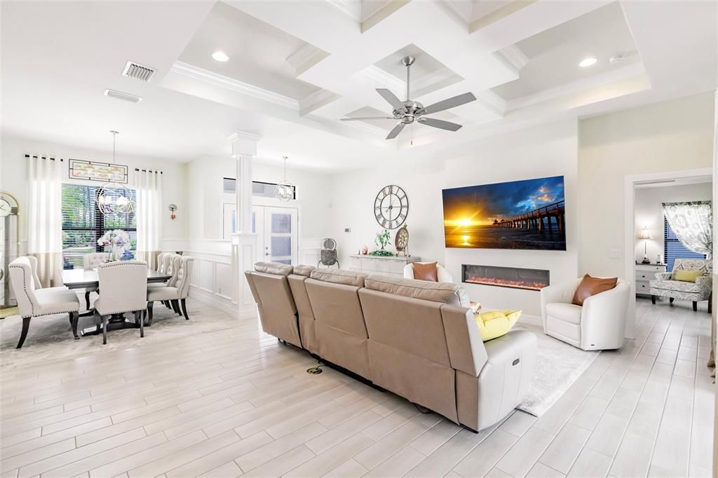 For Sale: $740,000 (3 beds, 2 baths, 2089 Square Feet)