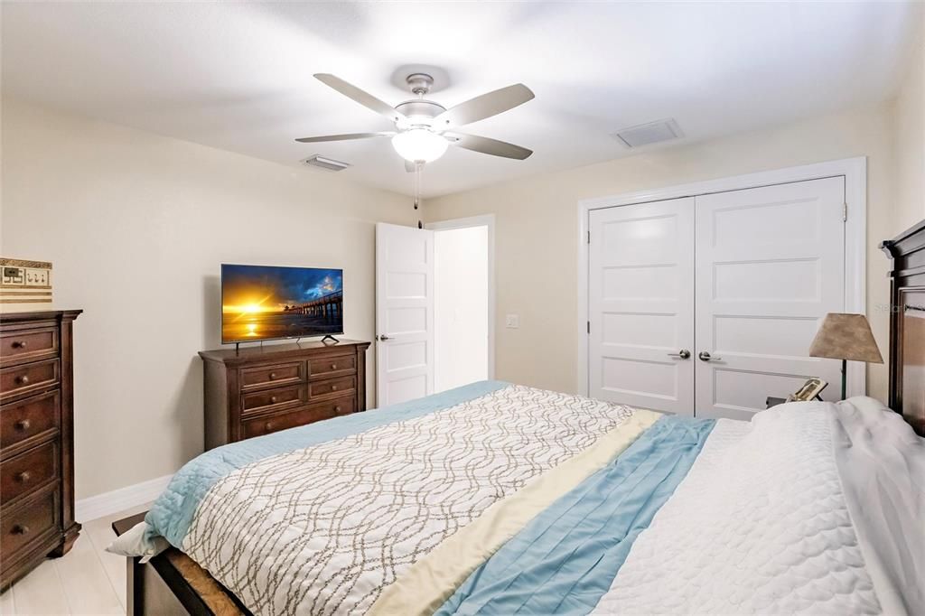 For Sale: $740,000 (3 beds, 2 baths, 2089 Square Feet)