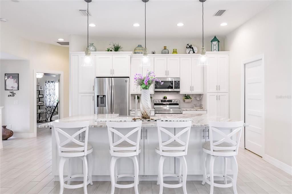 For Sale: $740,000 (3 beds, 2 baths, 2089 Square Feet)