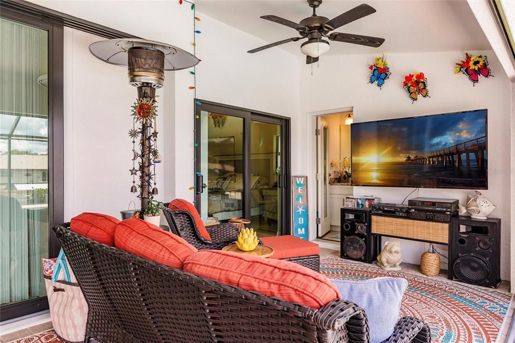 For Sale: $740,000 (3 beds, 2 baths, 2089 Square Feet)