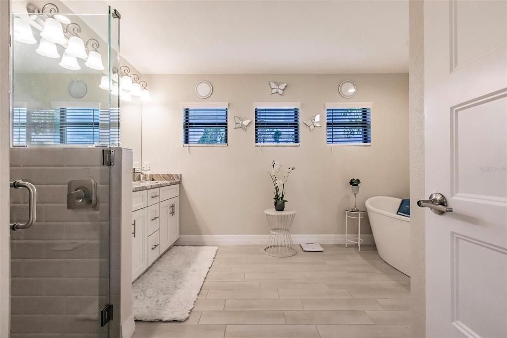 For Sale: $740,000 (3 beds, 2 baths, 2089 Square Feet)