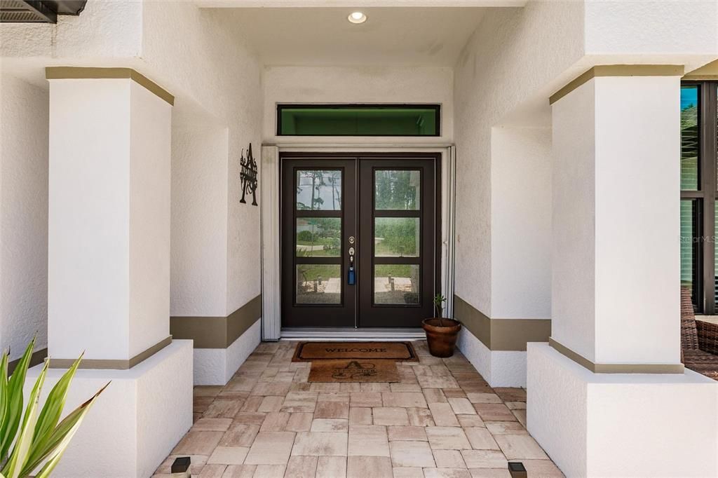 For Sale: $740,000 (3 beds, 2 baths, 2089 Square Feet)