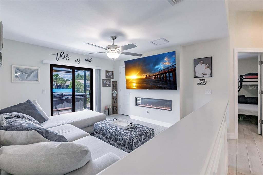 For Sale: $740,000 (3 beds, 2 baths, 2089 Square Feet)