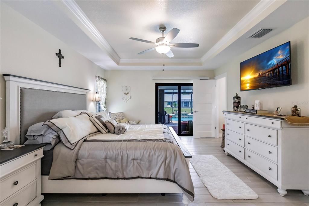 For Sale: $740,000 (3 beds, 2 baths, 2089 Square Feet)