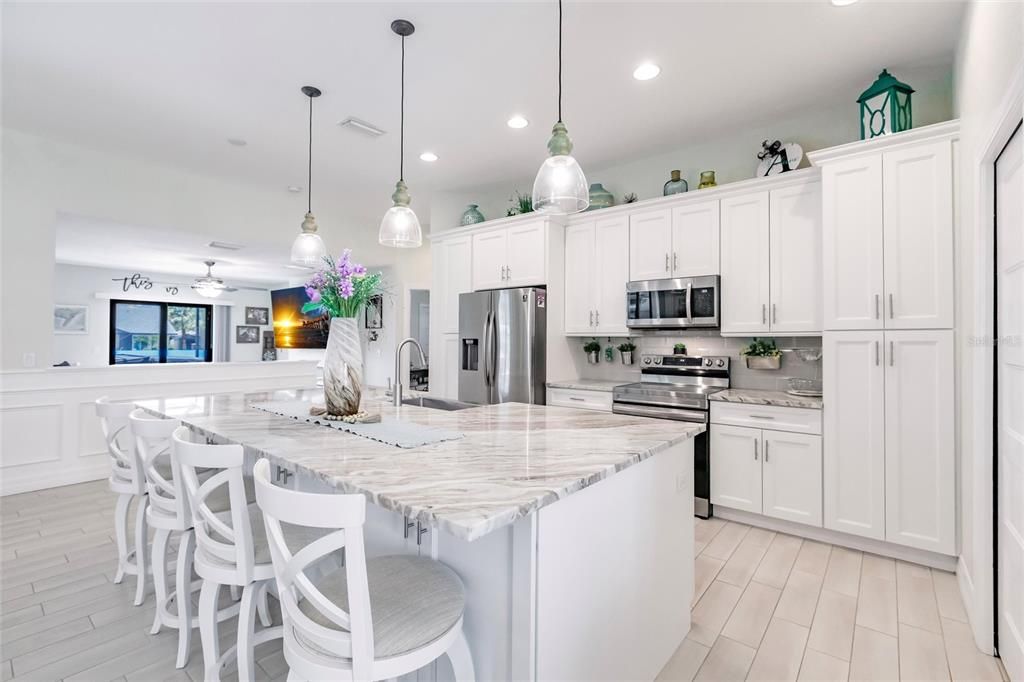 For Sale: $740,000 (3 beds, 2 baths, 2089 Square Feet)