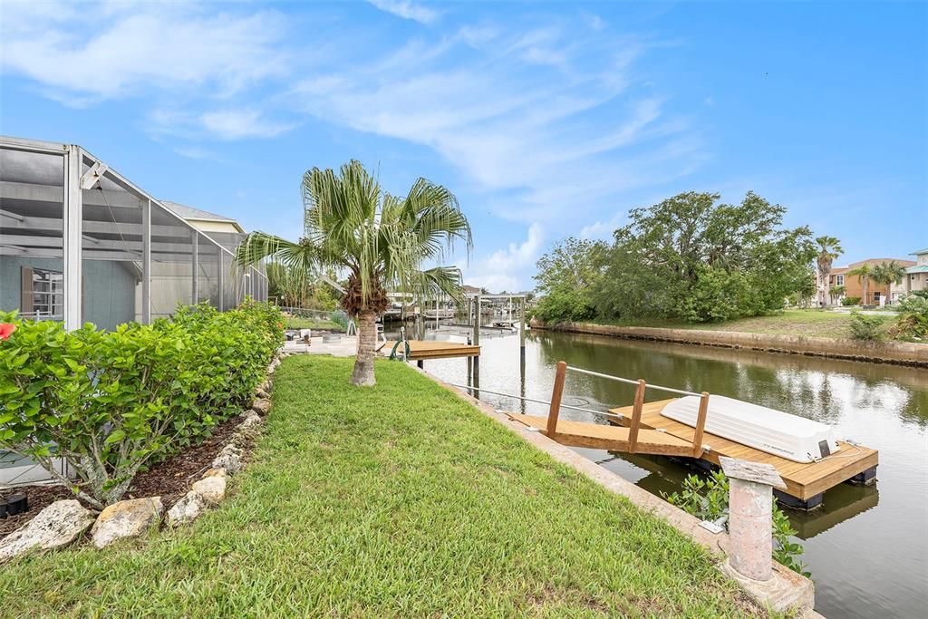 Activo con contrato: $375,000 (3 camas, 2 baños, 1560 Pies cuadrados)